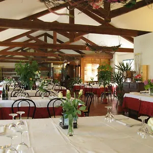 https://hotel-rurale-cannevie.emilia-romagnahotels.net