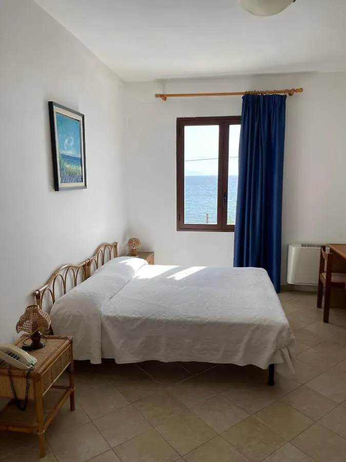 Hotel Miramare Garzia Marinella di Selinunte 3*,