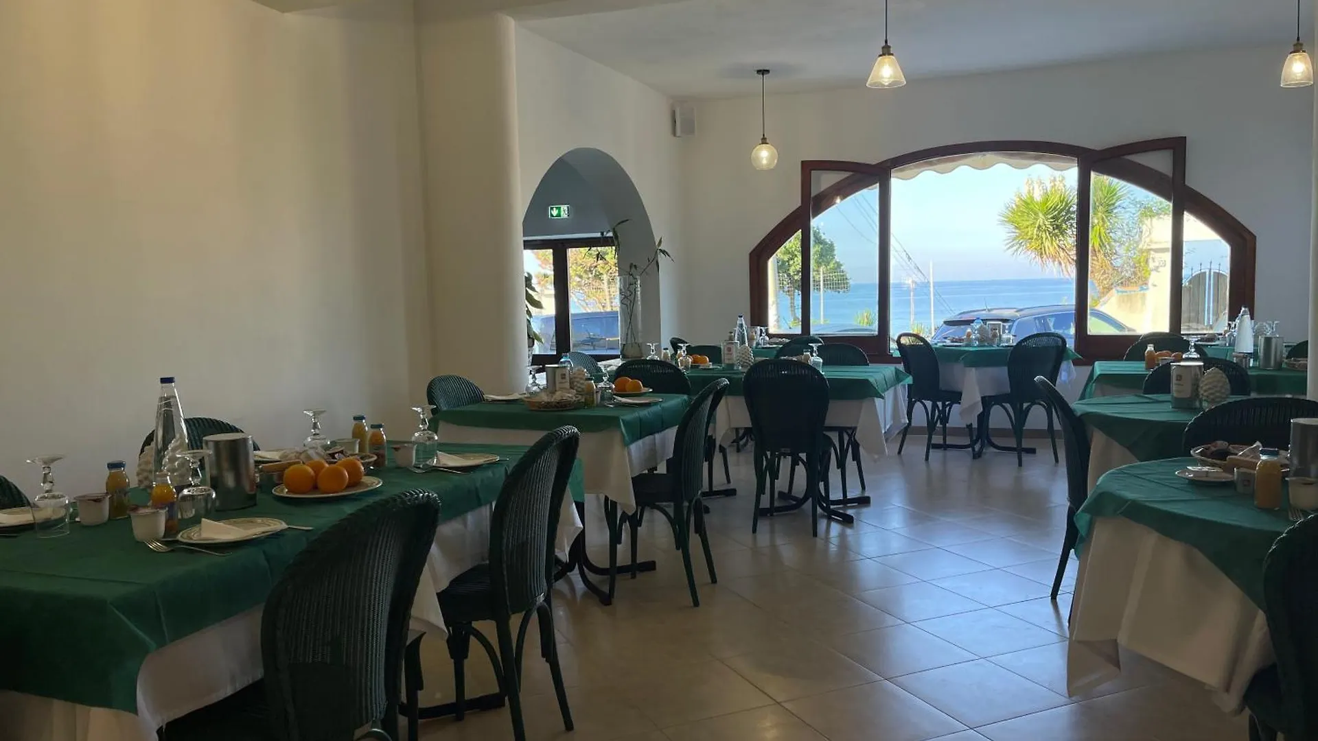 Hotel Miramare Garzia Marinella di Selinunte 3*,